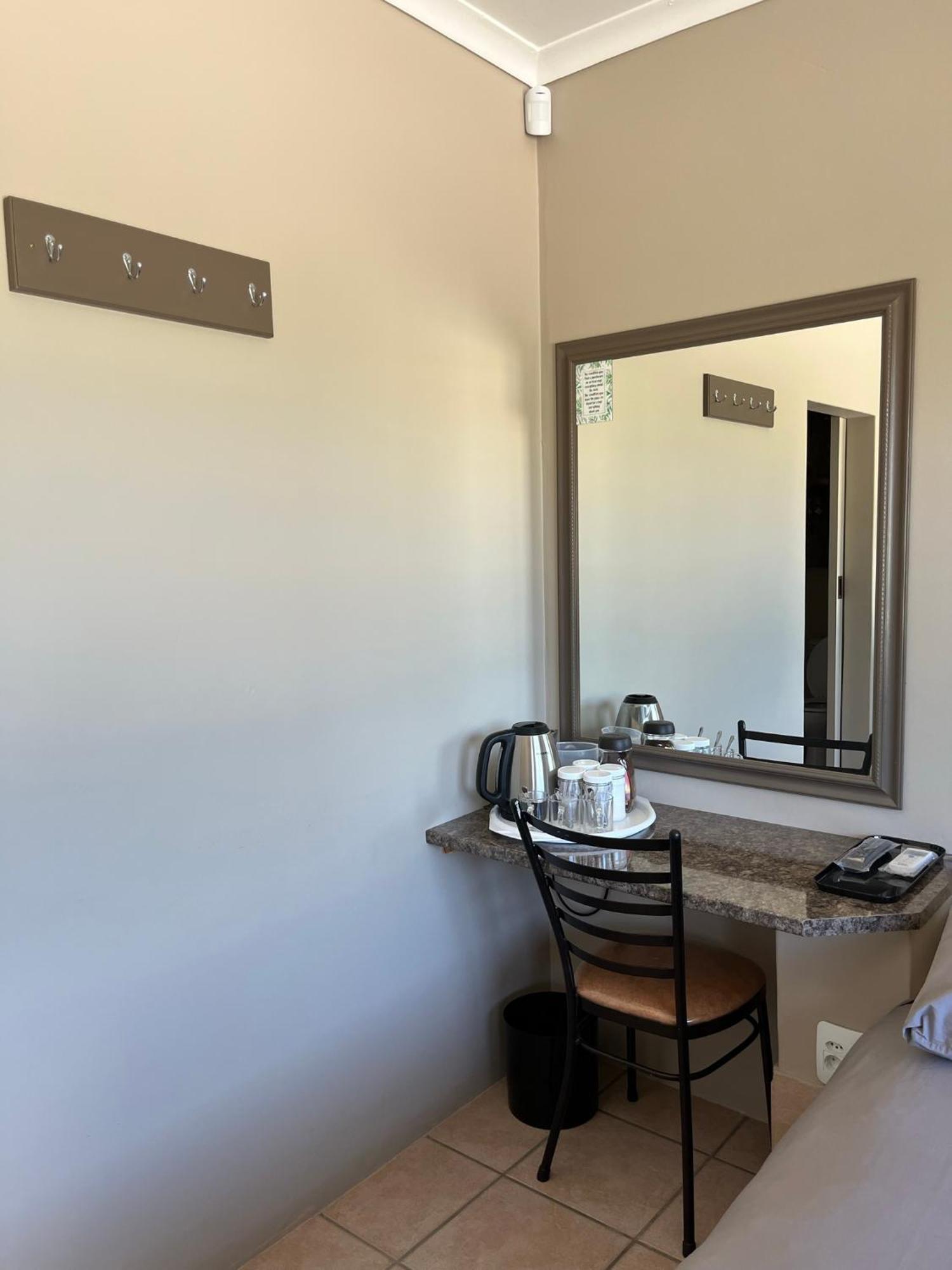 Sunset Chalets Colesberg Exterior photo